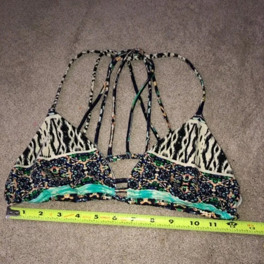 Express Swim Medium Bikini Top Multi‎ colored